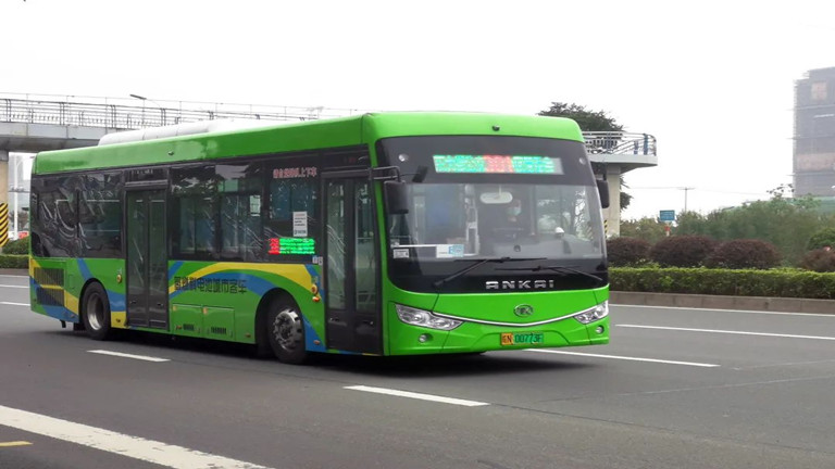 новый энергетический автобус