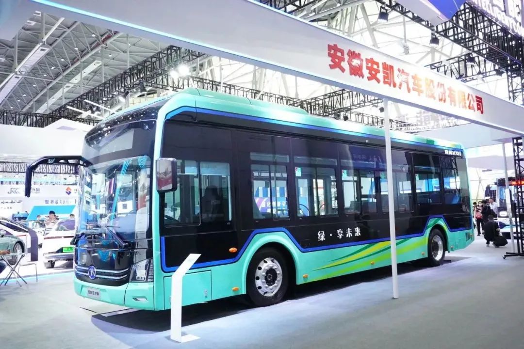 Автобусы на водородных топливных элементах
