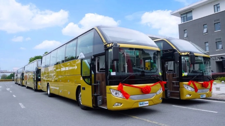 Туристические автобусы Ankai A6 и A8 доставлены клиенту из Чанши